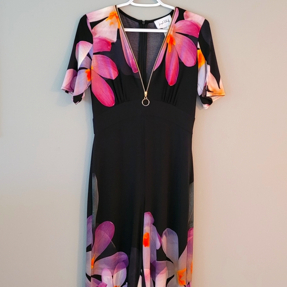 Joseph Ribkoff elegance. Jumpsuit black with gorgeous pink and lavender floral